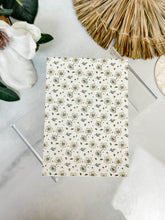 Load image into Gallery viewer, Transfer Paper 053 Daisy Wallpaper | Floral Image Water Transfer
