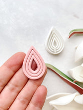 Load image into Gallery viewer, Extruded Teardrop Polymer Clay Cutter
