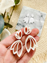 Load image into Gallery viewer, Art Deco Wings Polymer Clay Cutters Set
